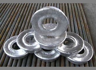 Aluminum Cake